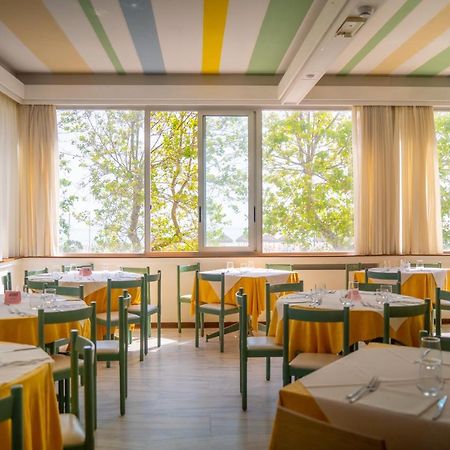 Hotel Royal Giulianova Extérieur photo