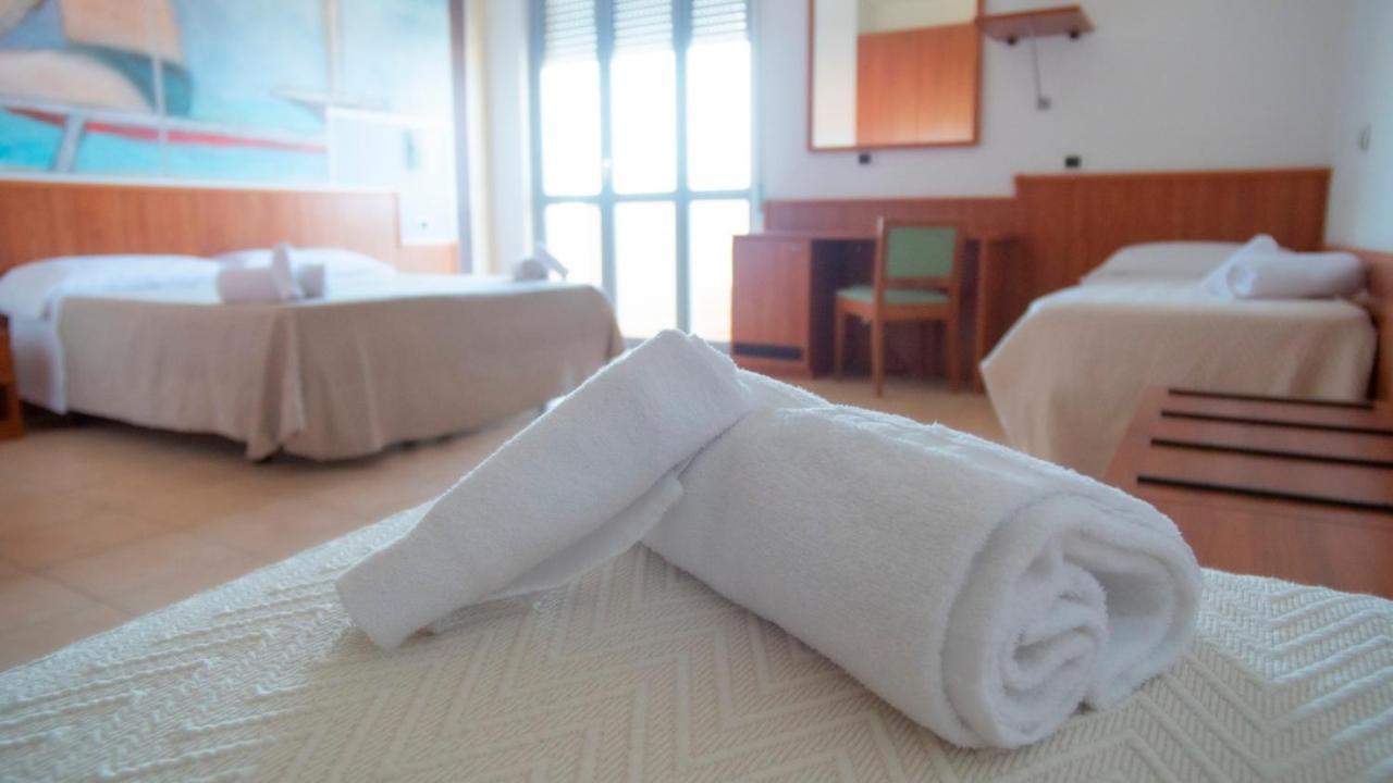 Hotel Royal Giulianova Extérieur photo
