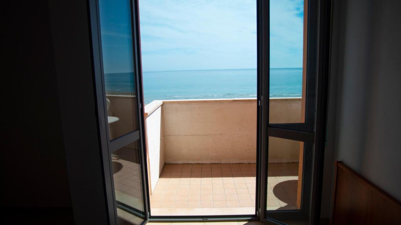 Hotel Royal Giulianova Extérieur photo
