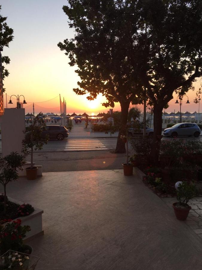 Hotel Royal Giulianova Extérieur photo