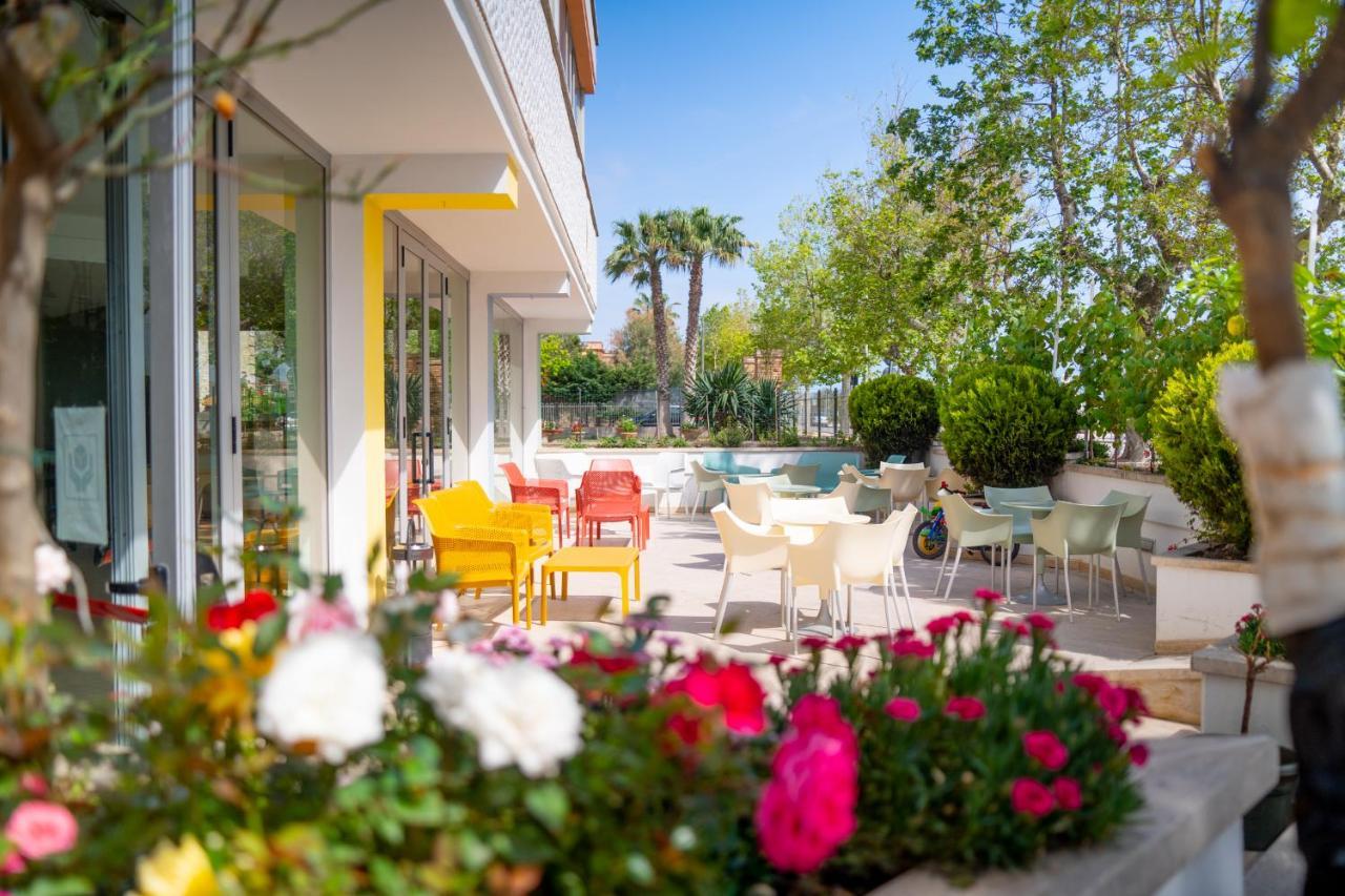 Hotel Royal Giulianova Extérieur photo